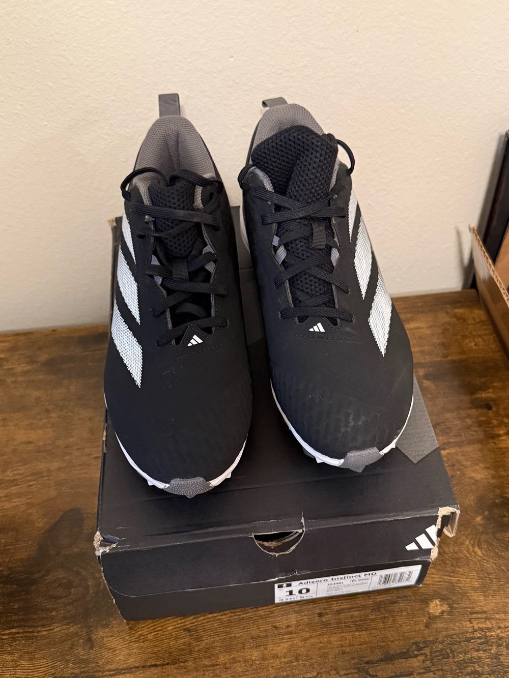 Adidas Women's Adizero Instinct Molded Softball Cleats
